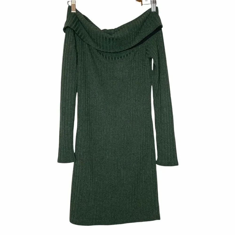 FOREVER 21 | Ribbed Knit Off Shoulder Mini Dress
